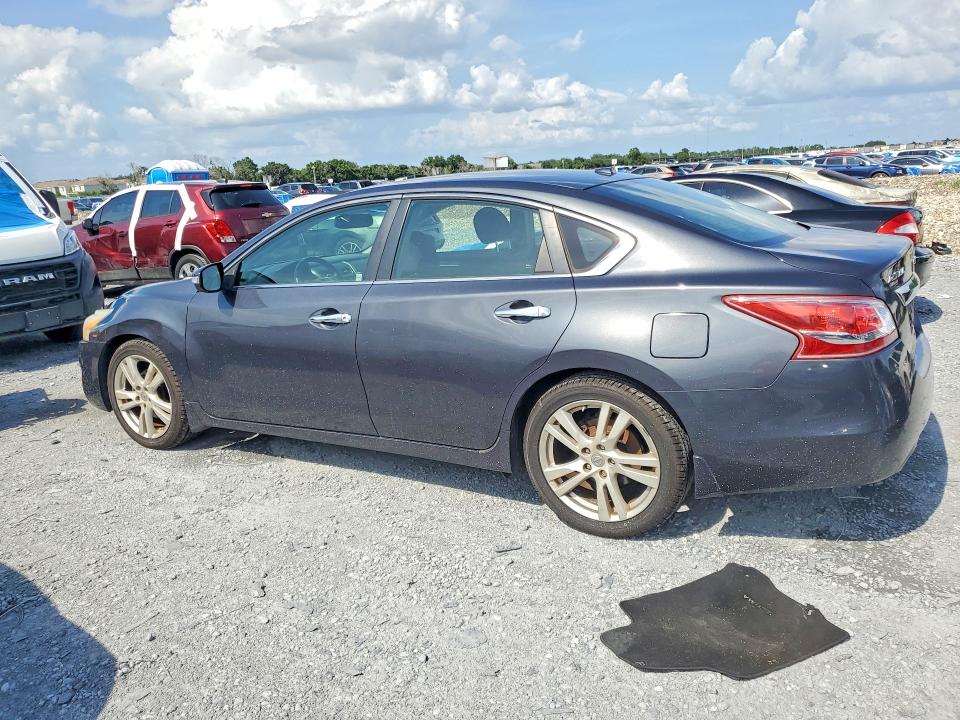 2013 Nissan Altima მანქანა იყიდება აუქციონზე, vin: 1N4BL3AP3DC191615, აუქციონის ნომერი: 54081006