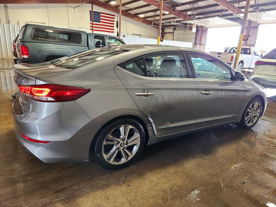 54834986 :رقم المزاد ، KMHD84LF0HU225293 vin ، 2017 Hyundai Elantra مزاد بيع