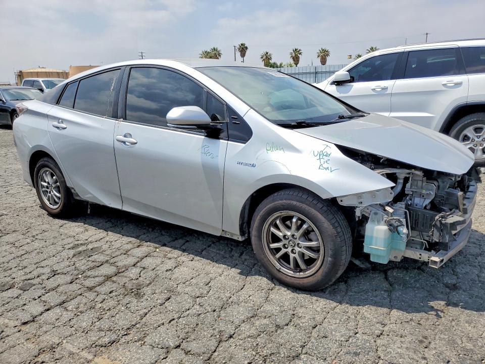 53657586 :رقم المزاد ، JTDKARFU6H3050285 vin ، 2017 Toyota Prius مزاد بيع