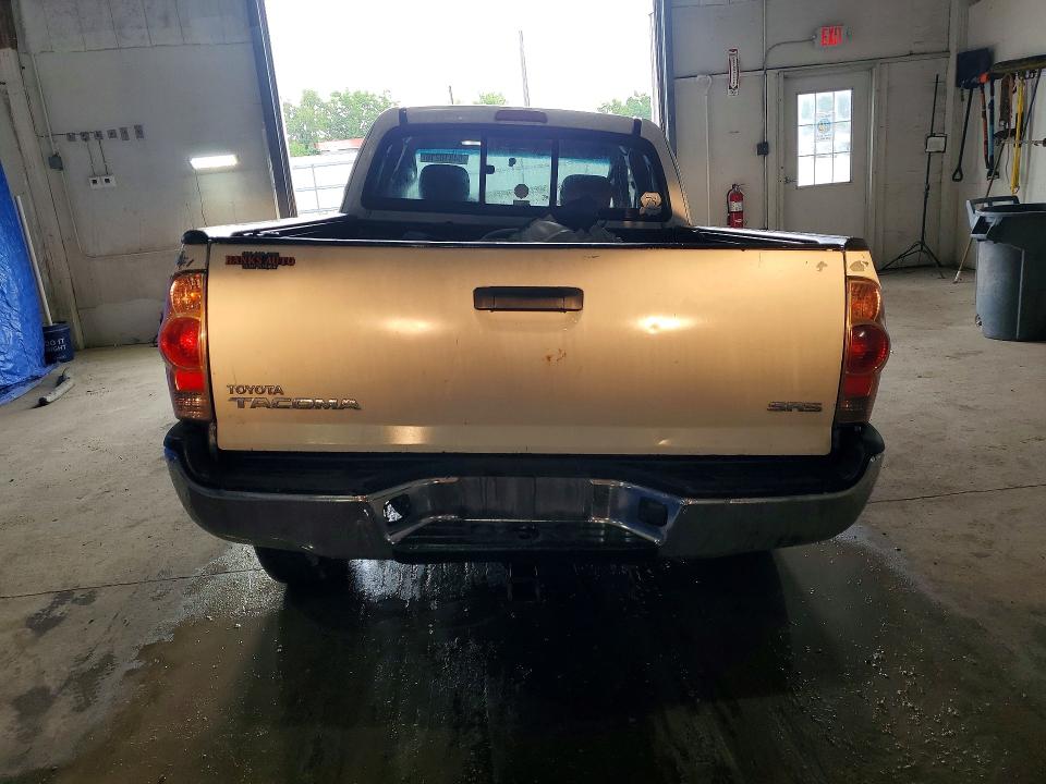 2005 Toyota Tacoma მანქანა იყიდება აუქციონზე, vin: 5TEUX42N05Z139405, აუქციონის ნომერი: 54810216