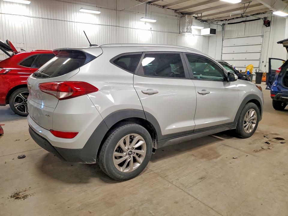 2016 Hyundai Tucson მანქანა იყიდება აუქციონზე, vin: KM8J3CA49GU118870, აუქციონის ნომერი: 53767146