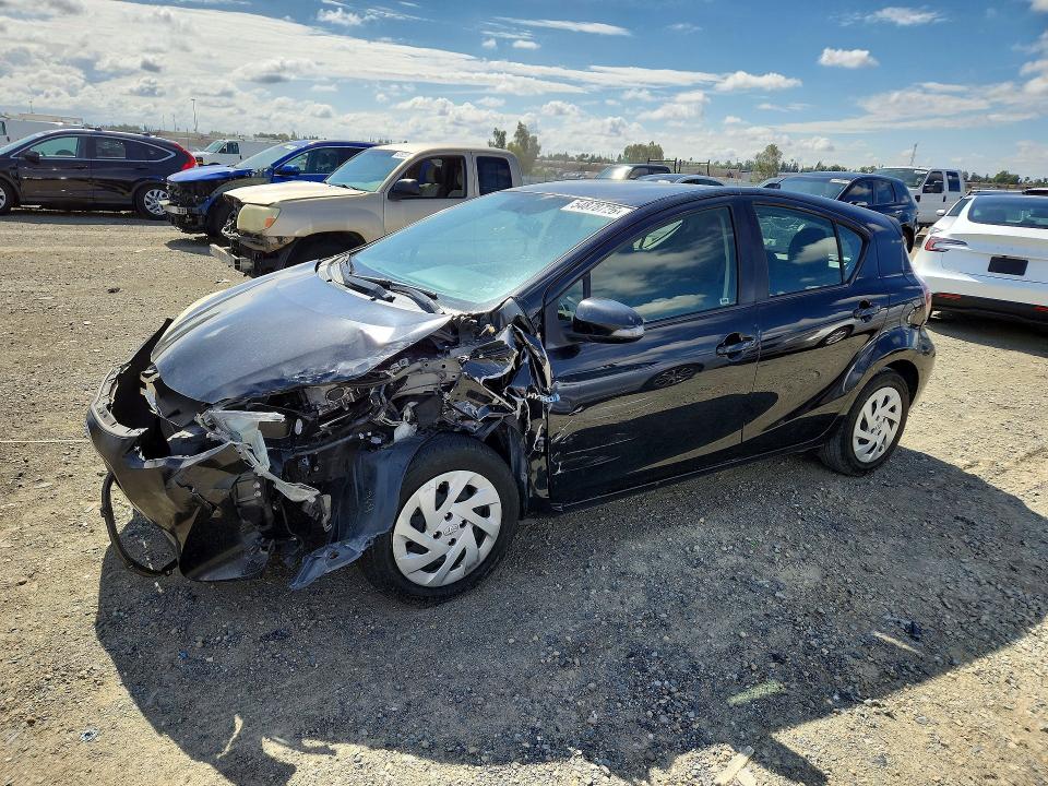 54878726 :رقم المزاد ، JTDKDTB32G1121056 vin ، 2016 Toyota Prius C مزاد بيع