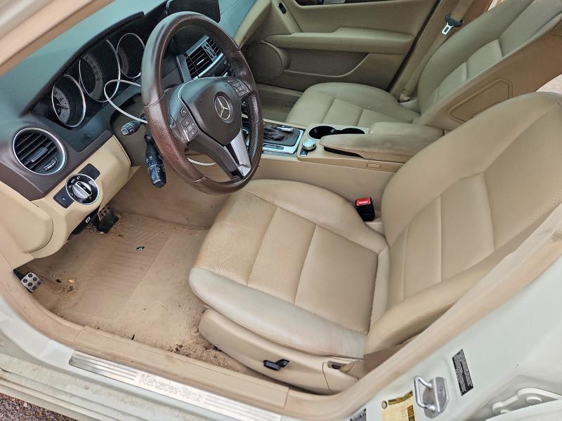 2012 Mercedes-benz C მანქანა იყიდება აუქციონზე, vin: WDDGF4HB0CR218066, აუქციონის ნომერი: 53202896