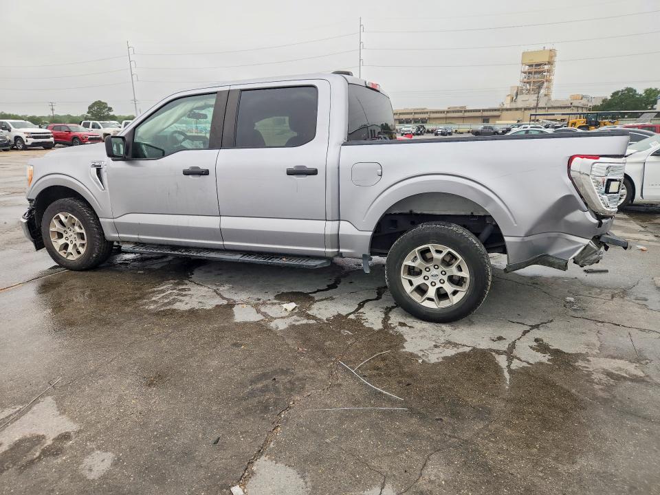 52781526 :رقم المزاد ، 1FTEW1C8XMFC00107 vin ، 2021 Ford F150 مزاد بيع