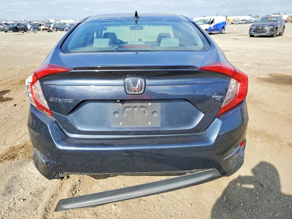 53638176 :رقم المزاد ، 2HGFC1F33HH640513 vin ، 2017 Honda Civic مزاد بيع