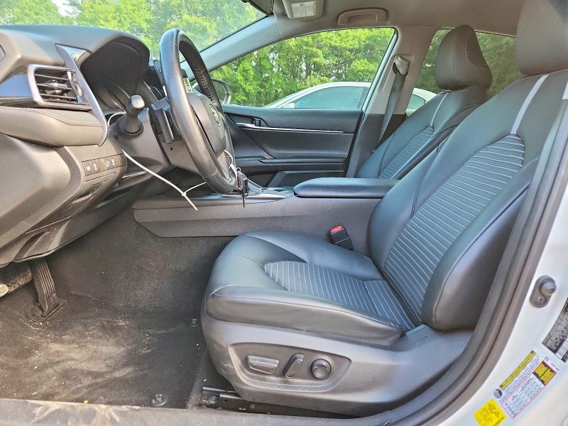 53234966 :رقم المزاد ، 4T1G11AK4MU477817 vin ، 2021 Toyota Camry مزاد بيع