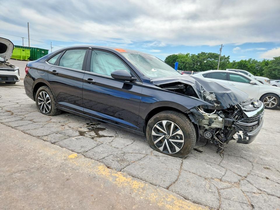 53600806 :رقم المزاد ، 3VW5M7BU2RM092612 vin ، 2024 Volkswagen Jetta مزاد بيع