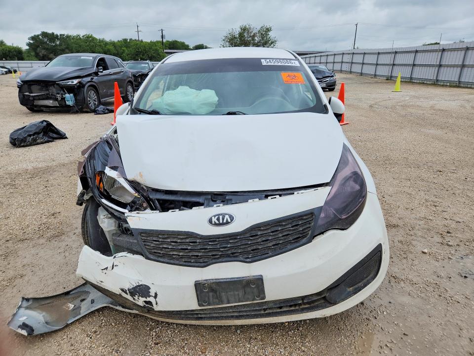 54598086 :رقم المزاد ، KNADM4A38F6457504 vin ، 2015 Kia Rio مزاد بيع