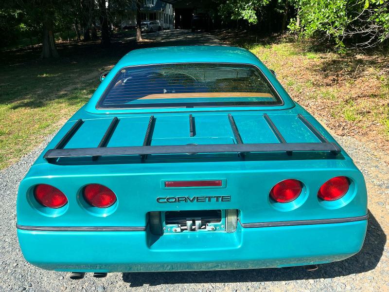 1990 Chevrolet Corvette მანქანა იყიდება აუქციონზე, vin: 1G1YY3383L5116565, აუქციონის ნომერი: 54163926