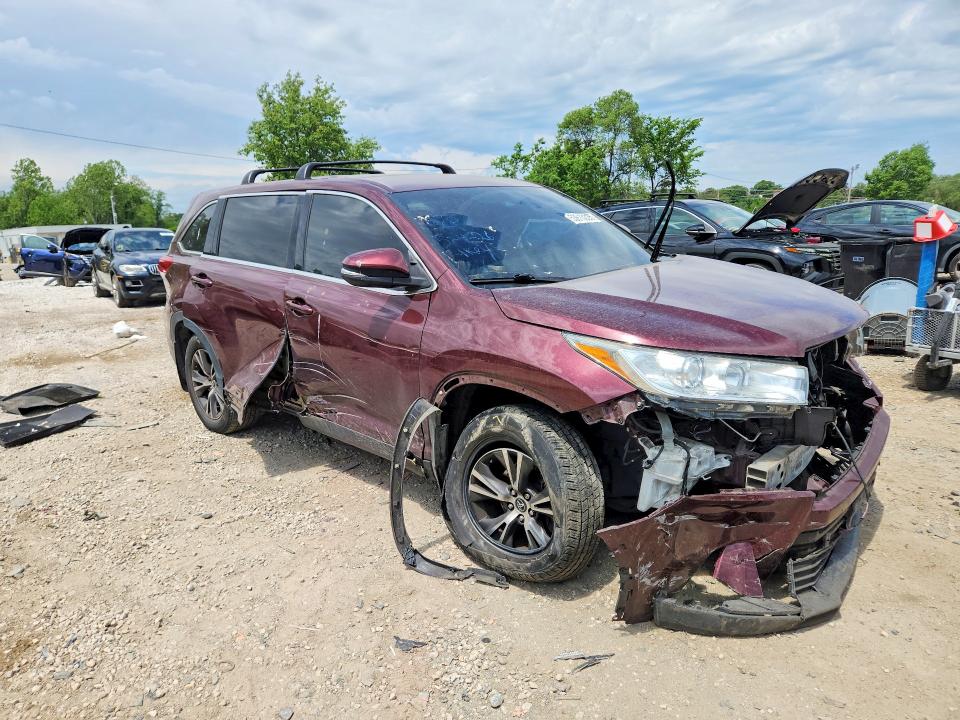 2019 Toyota Highlander მანქანა იყიდება აუქციონზე, vin: 5TDBZRFH1KS731794, აუქციონის ნომერი: 53613226