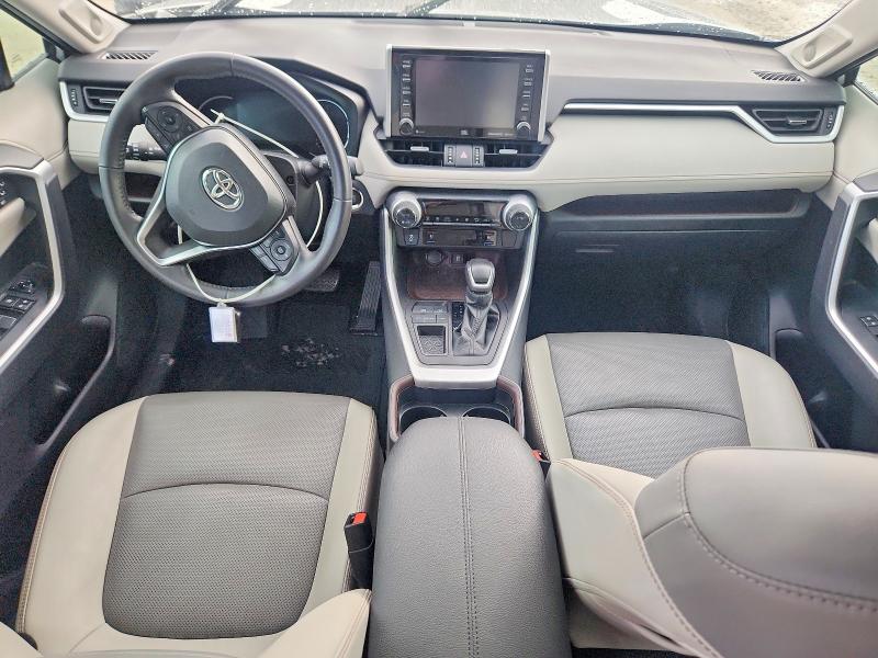 54146486 :رقم المزاد ، 2T3Y1RFV9MC087746 vin ، 2021 Toyota Rav4 مزاد بيع