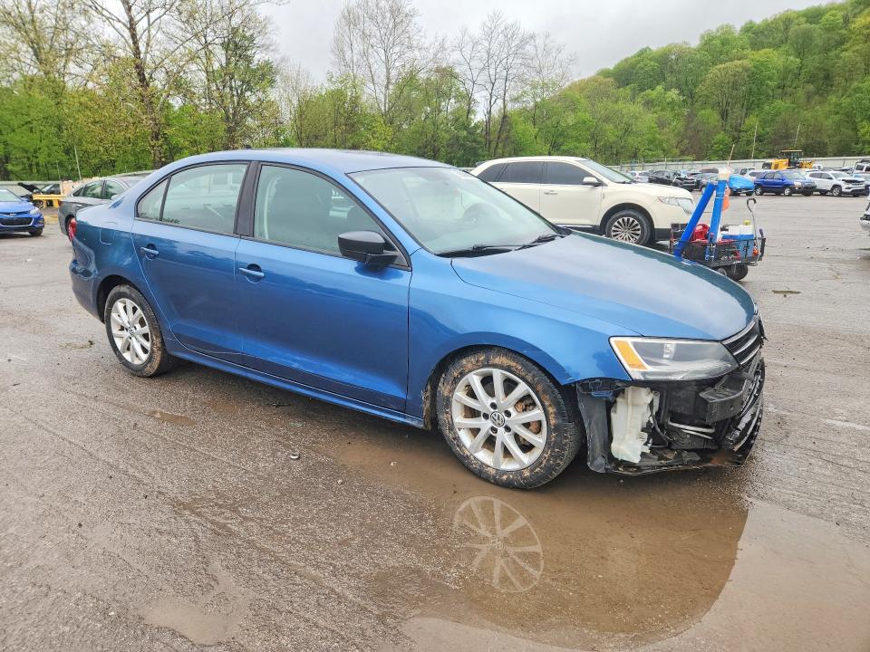 52504816 :رقم المزاد ، 3VWD17AJ3FM215308 vin ، 2015 Volkswagen Jetta مزاد بيع