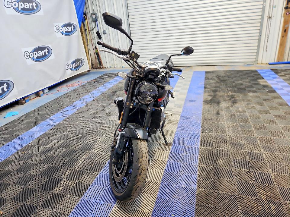 52681596 :رقم المزاد ، SMTL10UL0RTBM7157 vin ، 2024 Triumph Motorcycle Trident 660 مزاد بيع