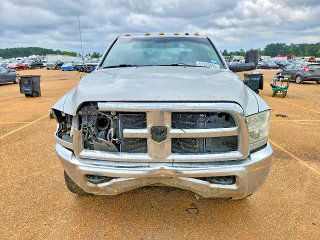 51629896 :رقم المزاد ، 3C63RRGL2EG310698 vin ، 2014 Ram 3500 مزاد بيع