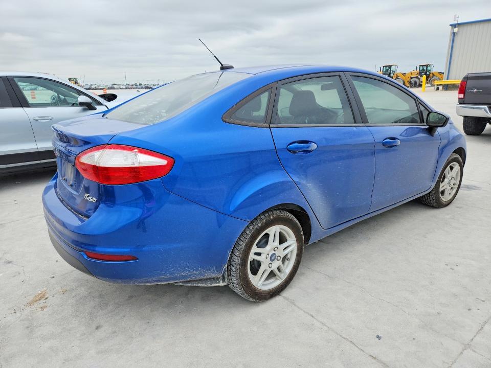 2018 Ford Fiesta მანქანა იყიდება აუქციონზე, vin: 3FADP4BJ3JM146567, აუქციონის ნომერი: 52227326