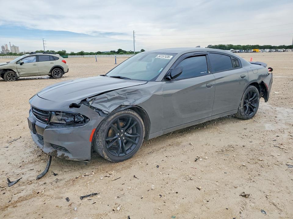 54157436 :رقم المزاد ، 2C3CDXHG2JH200326 vin ، 2018 Dodge Charger مزاد بيع