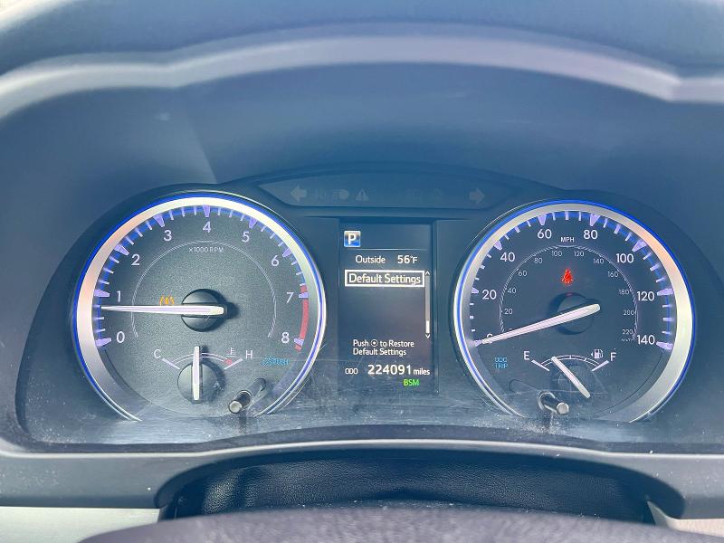 Auction sale of the 2019 Toyota Highlander, vin: 5TDJZRFH4KS588142, lot number: 55097866