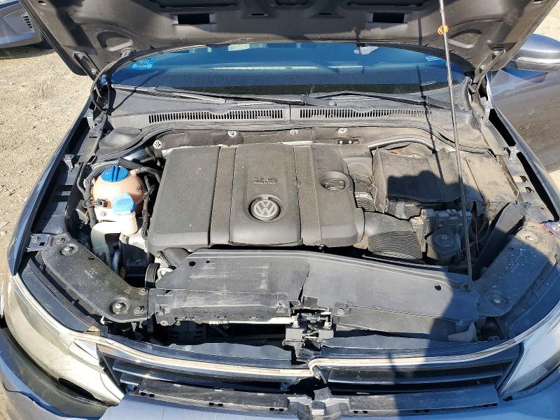 53752746 :رقم المزاد ، 3VWDP7AJ4CM312575 vin ، 2012 Volkswagen Jetta مزاد بيع