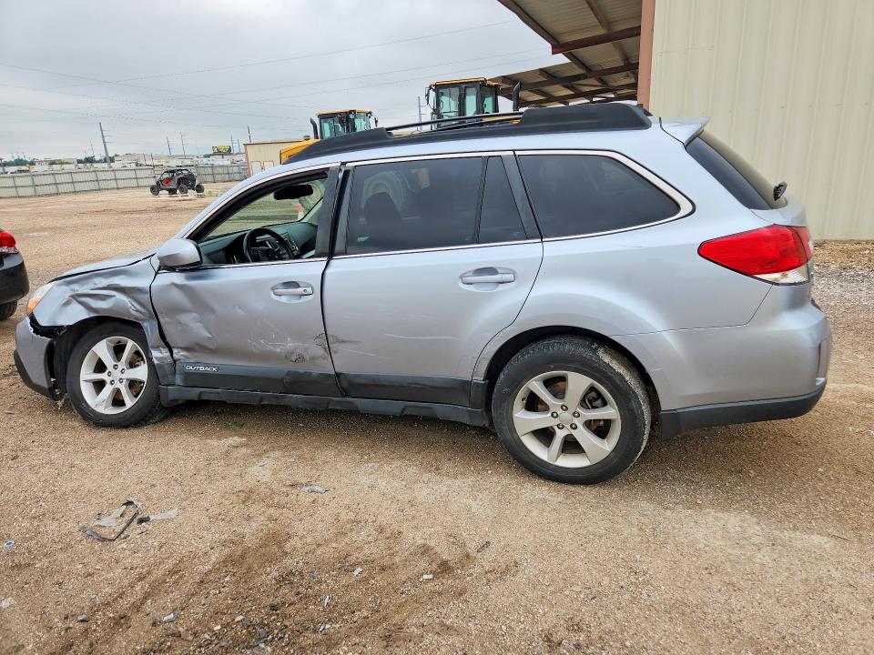 Продаж на аукціоні авто 2014 Subaru Outback, vin: 4S4BRBCC7E3235366, номер лоту: 53070136