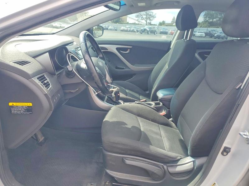 54707976 :رقم المزاد ، KMHDH4AE9FU230905 vin ، 2015 Hyundai Elantra مزاد بيع