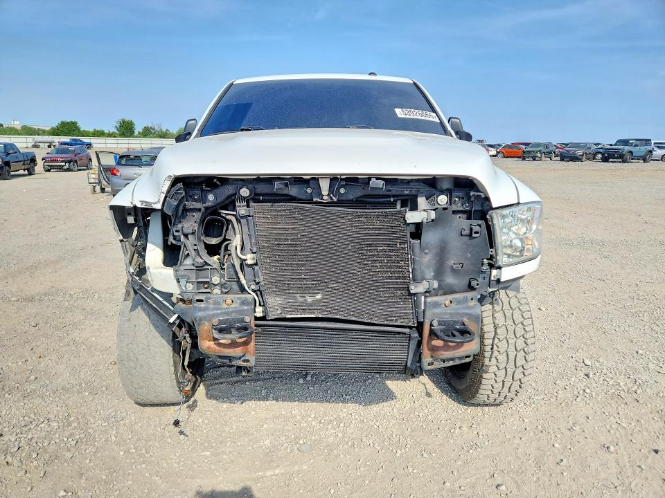 53926666 :رقم المزاد ، 3C6UR5CL4GG235962 vin ، 2016 Ram 2500 مزاد بيع