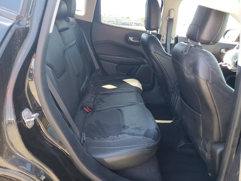 2018 Jeep Compass მანქანა იყიდება აუქციონზე, vin: 3C4NJDBB4JT117111, აუქციონის ნომერი: 51768796