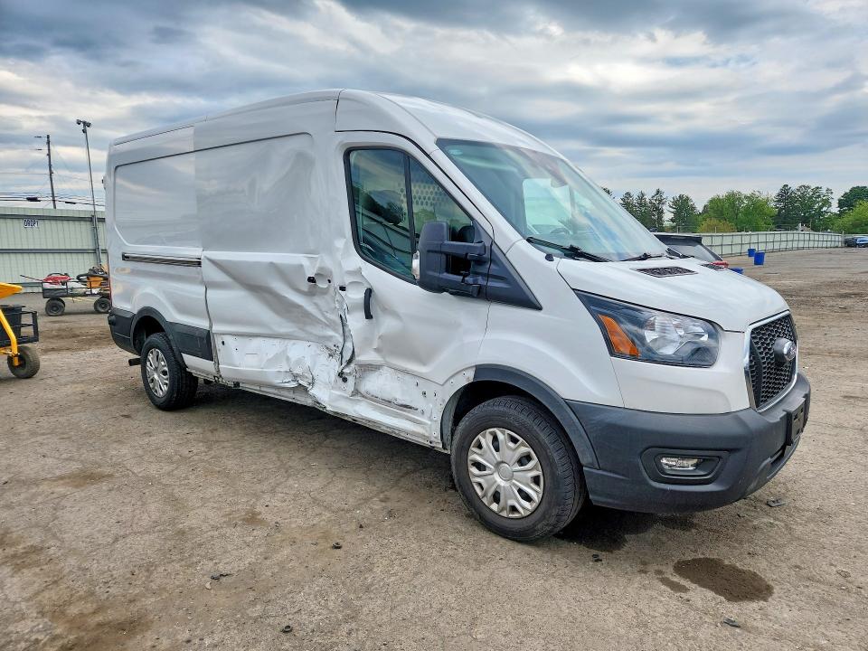 53528566 :رقم المزاد ، 1FTBR1C8XRKB68722 vin ، 2024 Ford Transit مزاد بيع