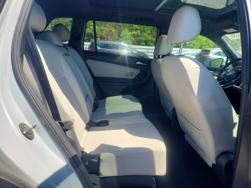 Продажа на аукционе авто 2019 Volkswagen Tiguan, vin: 3VV2B7AX5KM019877, номер лота: 53714236
