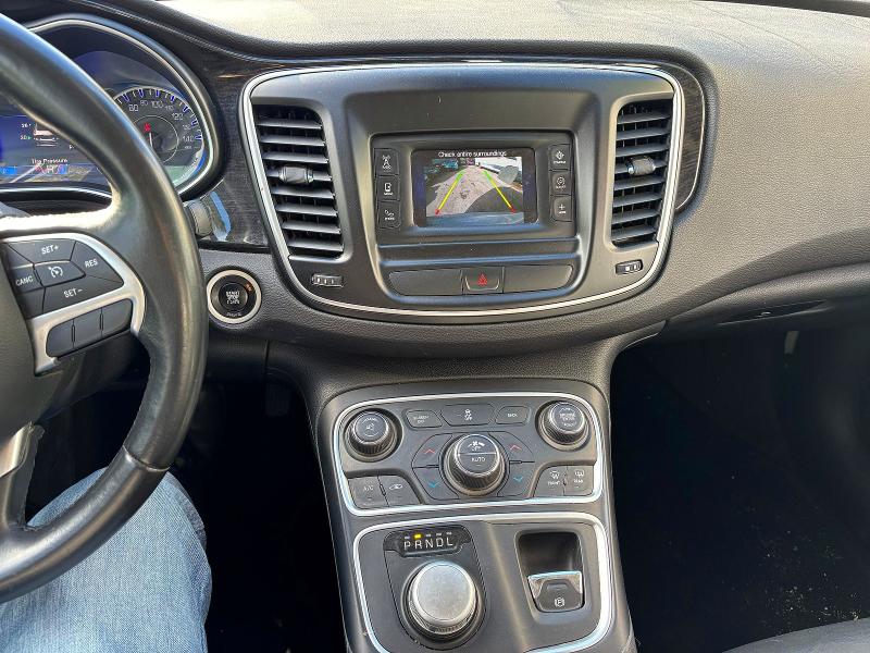 2015 Chrysler 200 მანქანა იყიდება აუქციონზე, vin: 1C3CCCCB9FN734803, აუქციონის ნომერი: 52745166