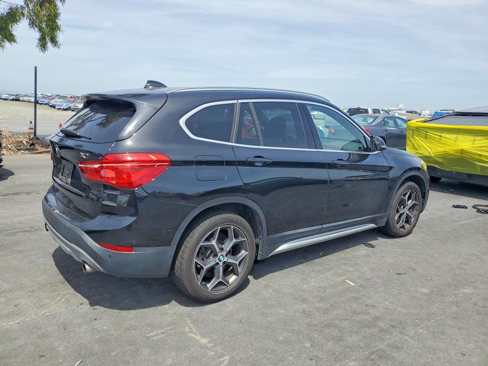 52047766 :رقم المزاد ، WBXHT3Z37H4A56438 vin ، 2017 Bmw X1 مزاد بيع