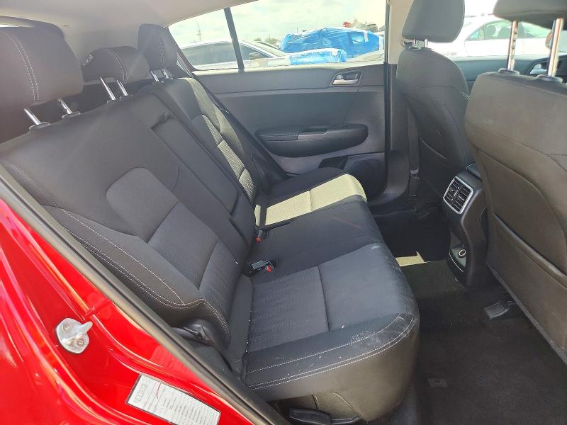 2021 Kia Sportage მანქანა იყიდება აუქციონზე, vin: KNDPMCAC1M7932394, აუქციონის ნომერი: 53669786