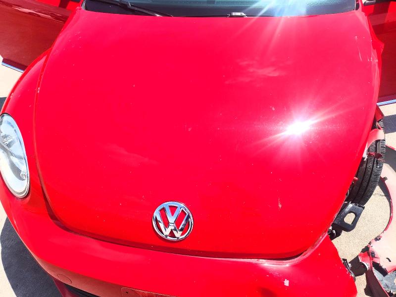 55106776 :رقم المزاد ، 3VWFD7AT6KM712199 vin ، 2019 Volkswagen Beetle مزاد بيع