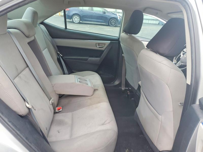 53880366 :رقم المزاد ، 5YFBURHE4FP250714 vin ، 2015 Toyota Corolla مزاد بيع