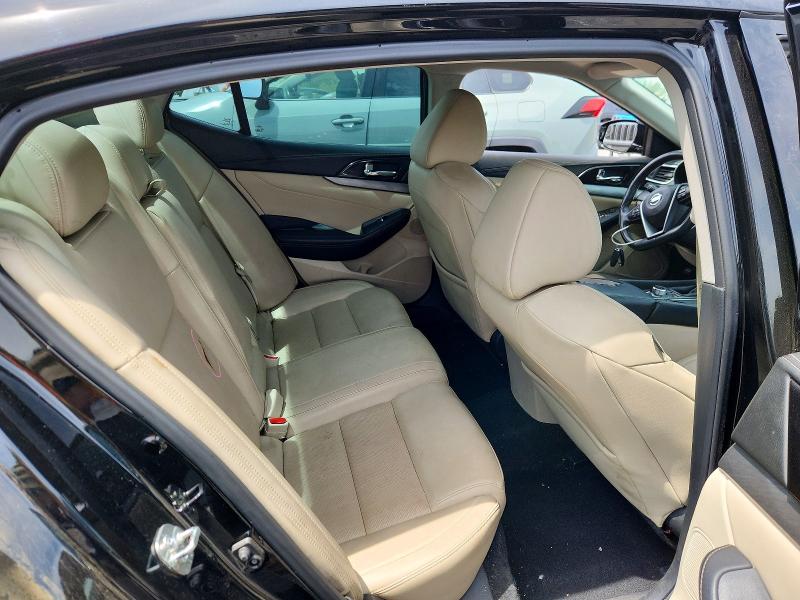 53022636 :رقم المزاد ، 1N4AA6AP4JC372429 vin ، 2018 Nissan Maxima مزاد بيع