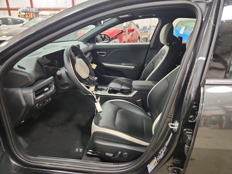 Продажа на аукционе авто 2025 Kia K4, vin: 3KPFW4DE5SE242962, номер лота: 53792336