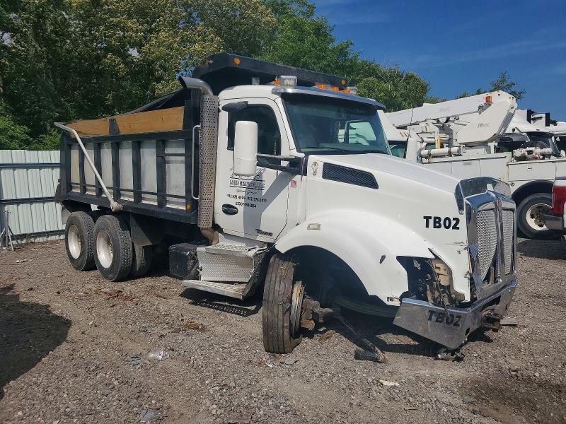 52649576 :رقم المزاد ، 1NKZLP0X4HJ153845 vin ، 2017 Kenworth T8 Series مزاد بيع