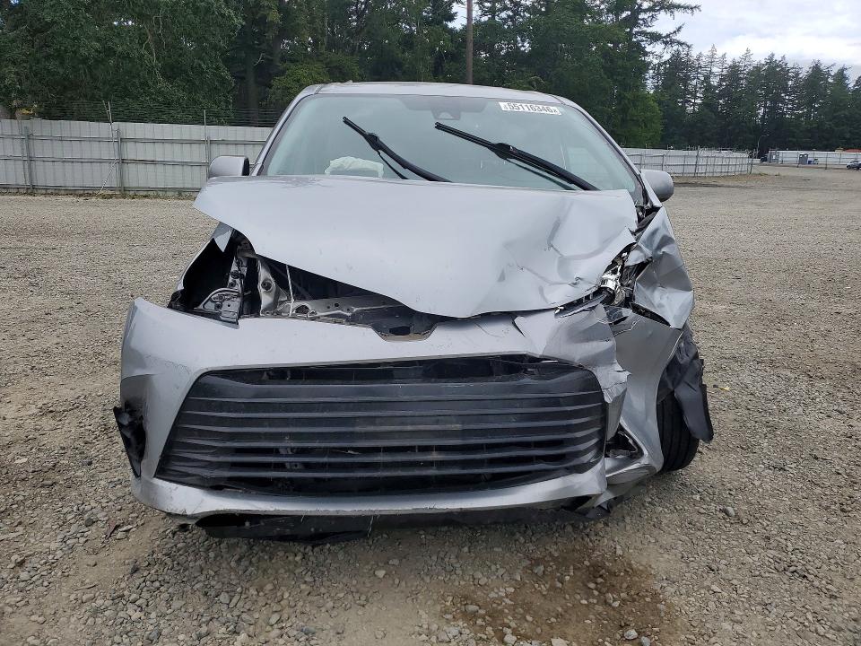 Продажа на аукционе авто 2018 Toyota Sienna, vin: 5TDKZ3DC1JS904751, номер лота: 55116346