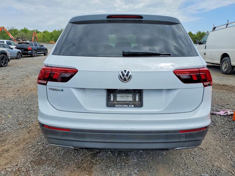52725296 :رقم المزاد ، 3VV0B7AX8KM051648 vin ، 2019 Volkswagen Tiguan مزاد بيع