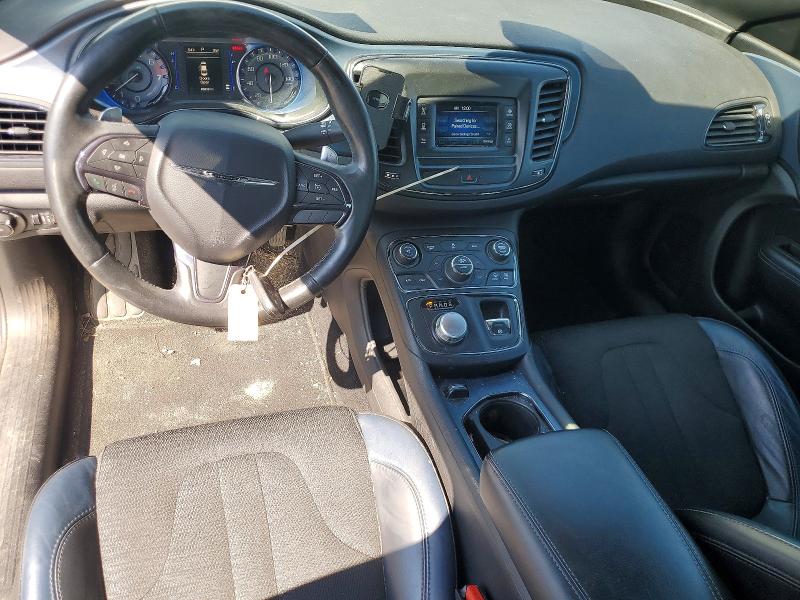 50450436 :رقم المزاد ، 1C3CCCBBXFN712620 vin ، 2015 Chrysler 200 مزاد بيع
