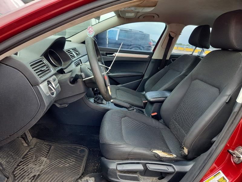 53941146 :رقم المزاد ، 1VWAT7A35HC049750 vin ، 2017 Volkswagen Passat مزاد بيع