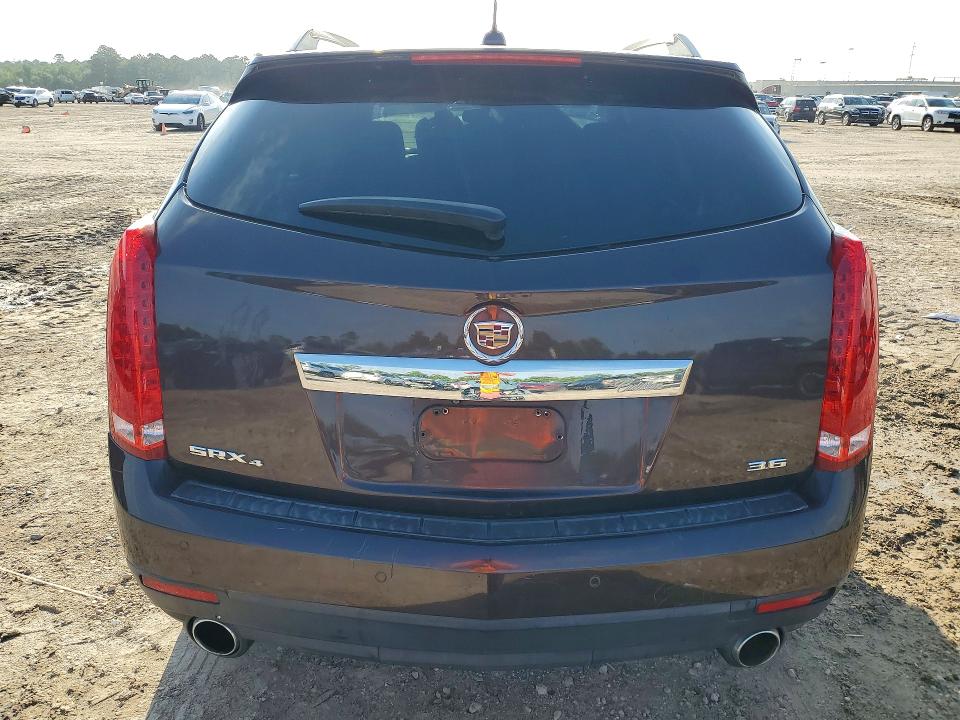 55332536 :رقم المزاد ، 3GYFNEE36GS570335 vin ، 2016 Cadillac Srx مزاد بيع