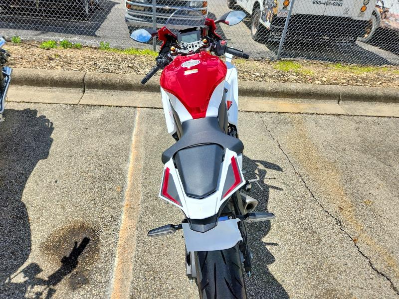 53272066 :رقم المزاد ، JYARM60E9TA000938 vin ، 2026 Yamaha Yzf690 مزاد بيع