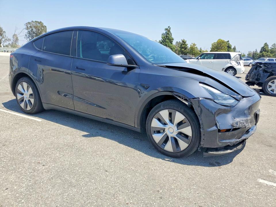 Продажа на аукционе авто 2024 Tesla Model Y, vin: 7SAYGDEE5RA245997, номер лота: 53133456