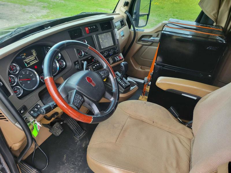 55346666 :رقم المزاد ، 1XKYDP9XXGJ483036 vin ، 2016 Kenworth Construction مزاد بيع