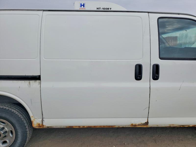 51787676 :رقم المزاد ، 1GTZGFBA0A1132067 vin ، 2010 Gmc Savan2500 مزاد بيع