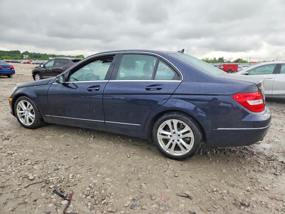52418896 :رقم المزاد ، WDDGF4HBXDR275425 vin ، 2013 Mercedes-benz C مزاد بيع