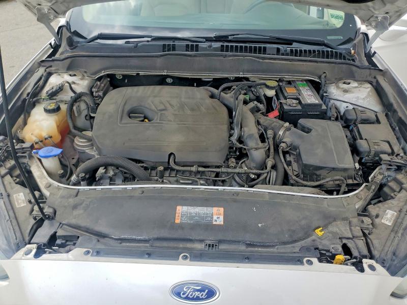 52601056 :رقم المزاد ، 3FA6P0HD7GR247464 vin ، 2016 Ford Fusion مزاد بيع