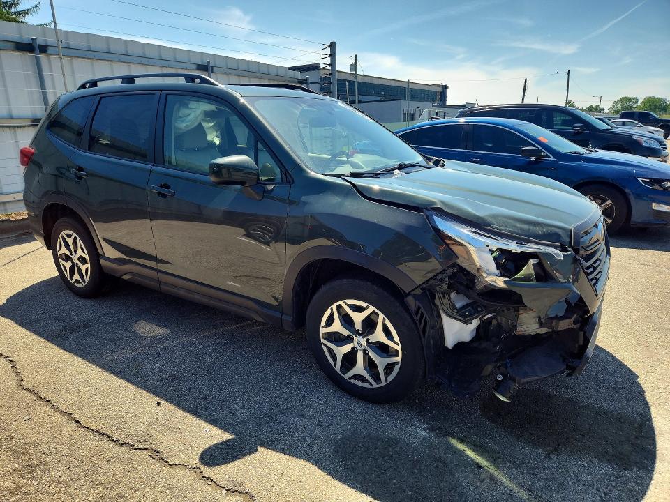 Продаж на аукціоні авто 2024 Subaru Forester, vin: JF2SKADC3RH460444, номер лоту: 50176516