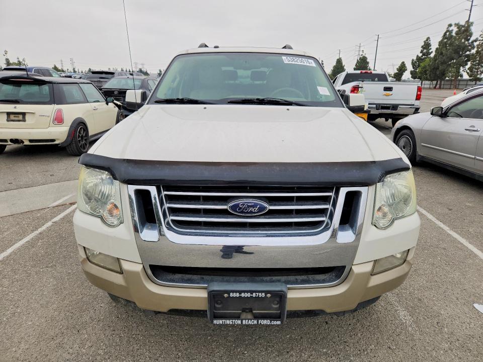 Продажа на аукционе авто 2008 Ford Explorer, vin: 1FMEU64E78UA84790, номер лота: 53825016