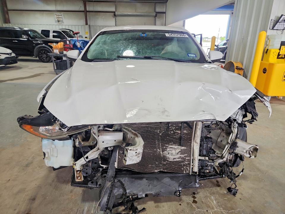 54352966 :رقم المزاد ، 3FA6P0H78HR186539 vin ، 2017 Ford Fusion مزاد بيع